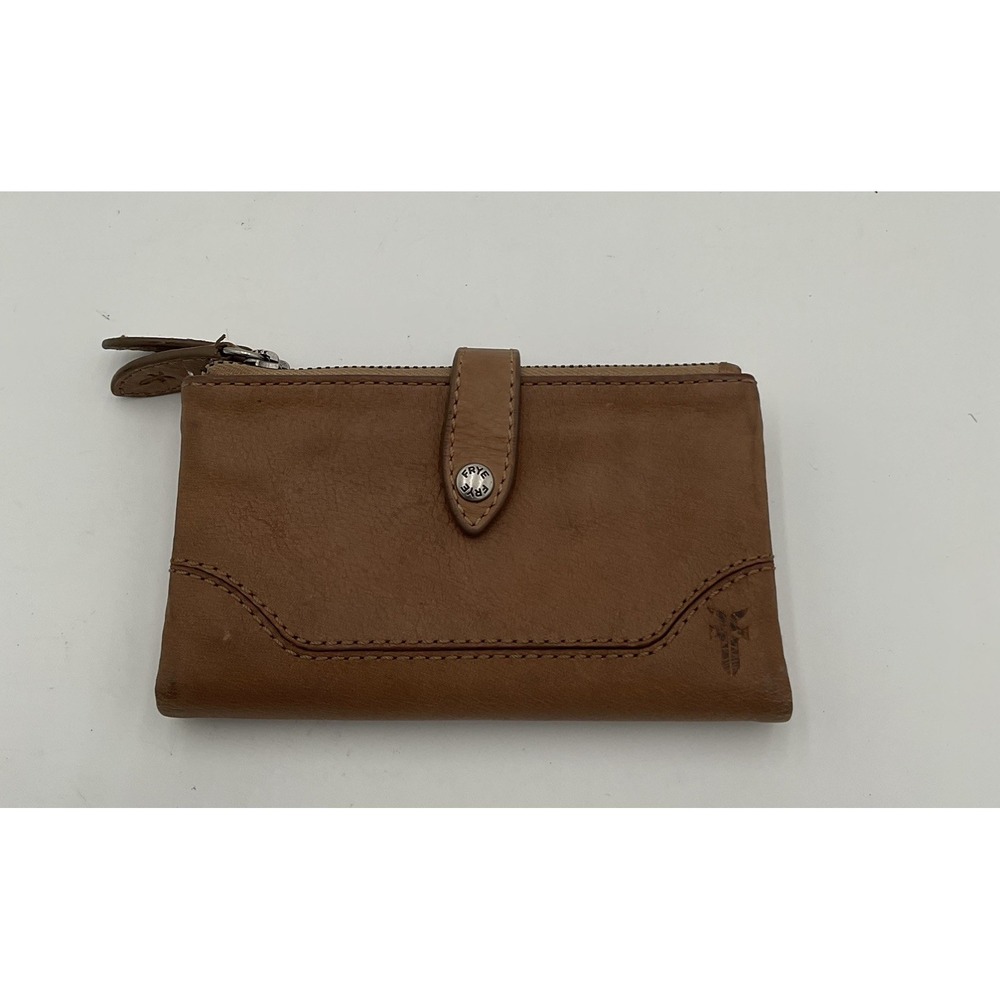 FRYE MELISSA DOUBLE ZIP WALLET BEIGE COLOR credit card slots, high-quality